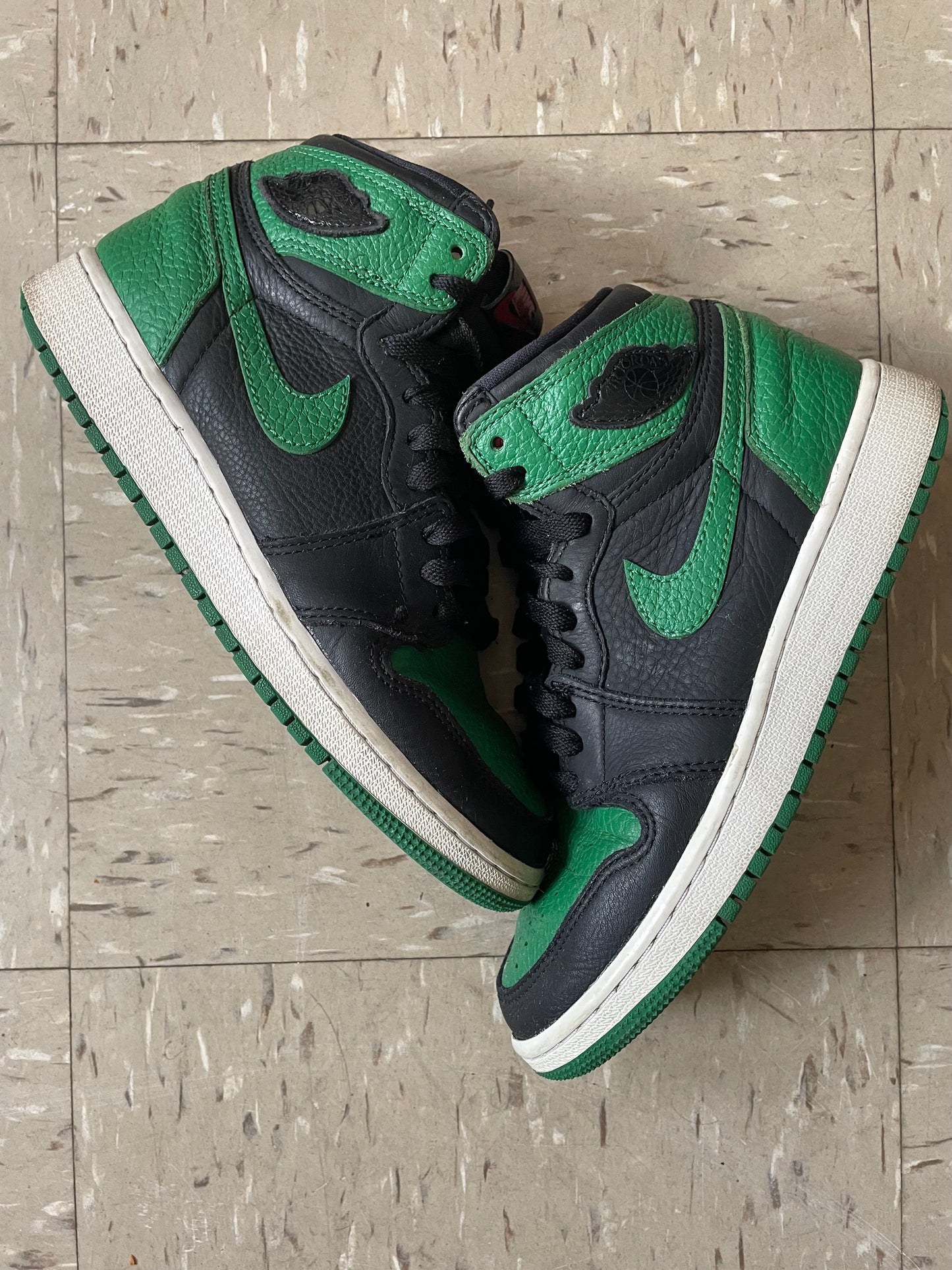 Jordan 1 Retro High OG GS Pine Green 2.0 Basketball Shoes