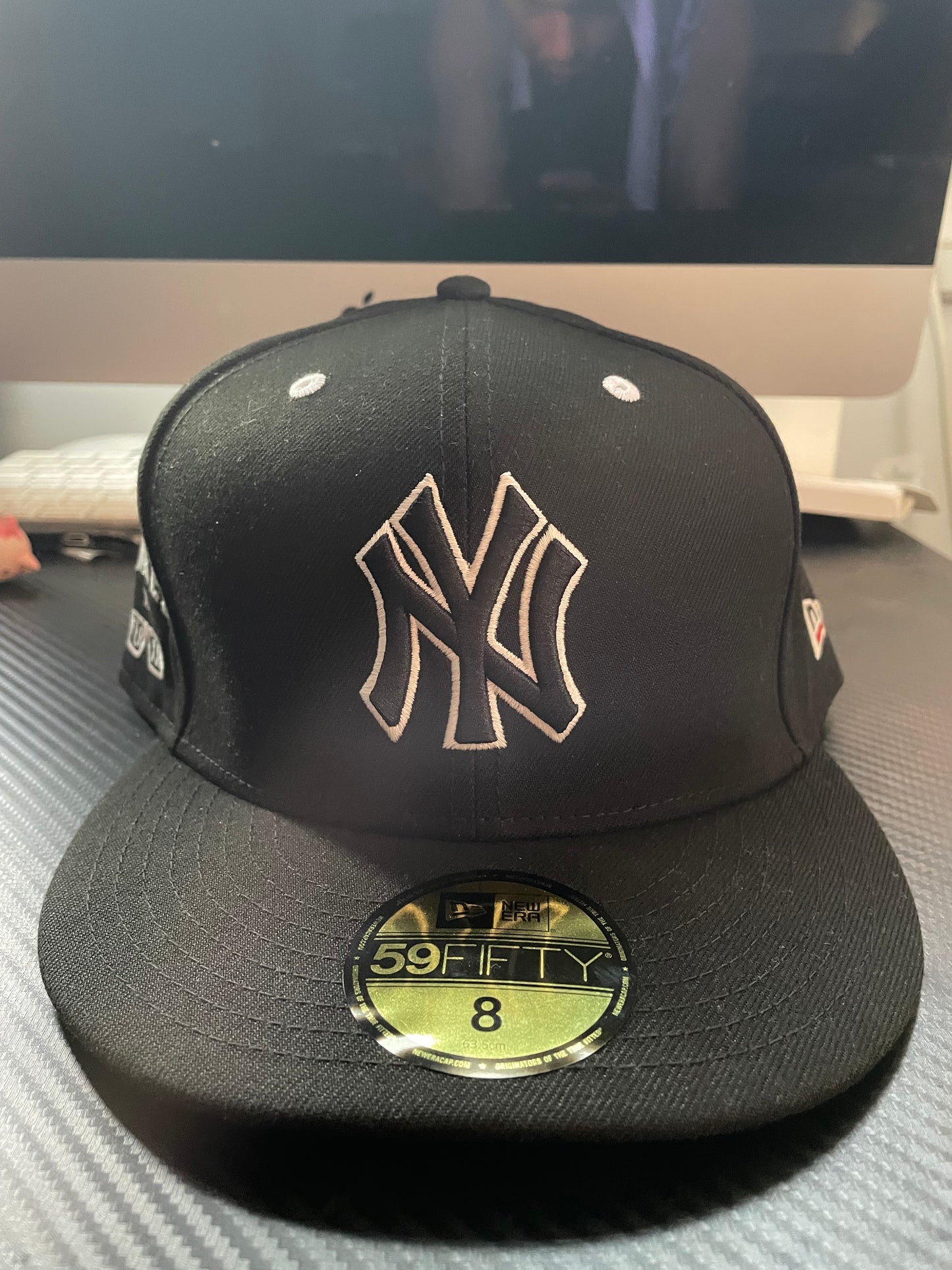 New Era Feid Yankees Cap Black Green White Fitted Hat Size 8